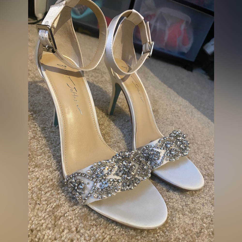 Betsey Johnson Heel Sandals Ivory Satin/Sequin Size 8.5